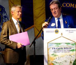 Francis BOLOT, Gouverneur 2011/2012 et Jean-Paul CLÉMENT, Directeur de l'École internationale de Manosque